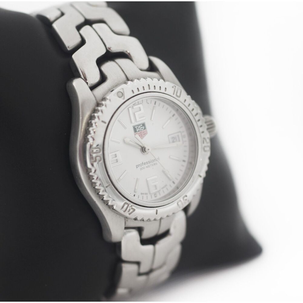 TAG Heuer WT1314 Professional 200M Quartz White Dial Watch